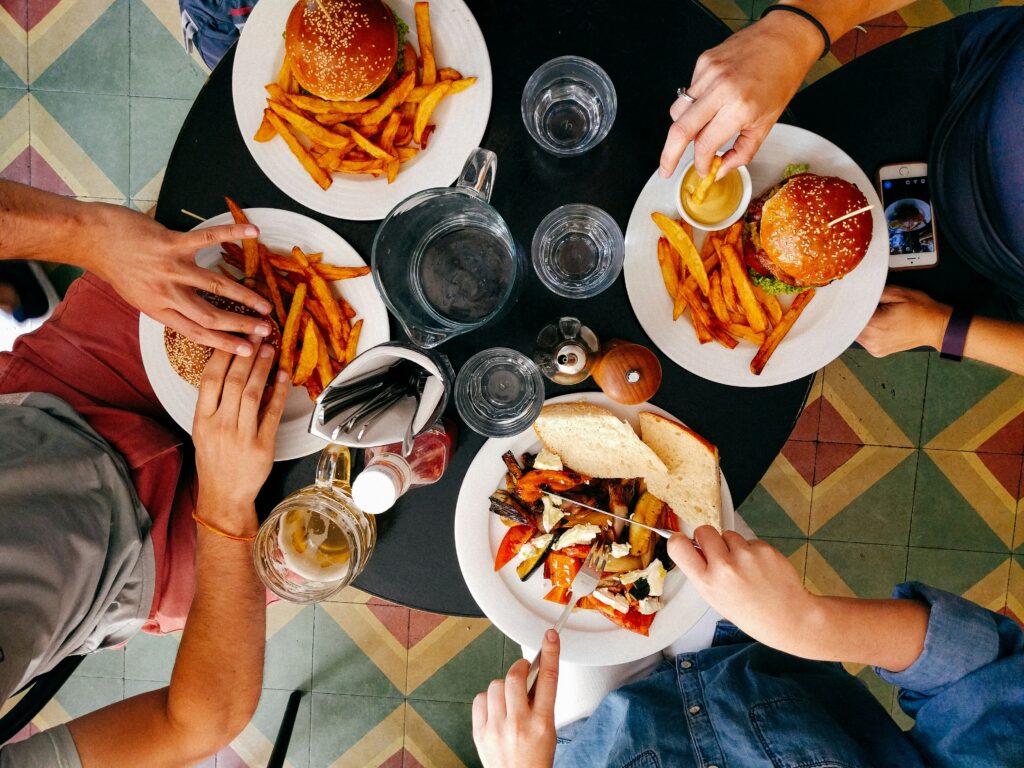daftar franchise dari makanan ke jasa