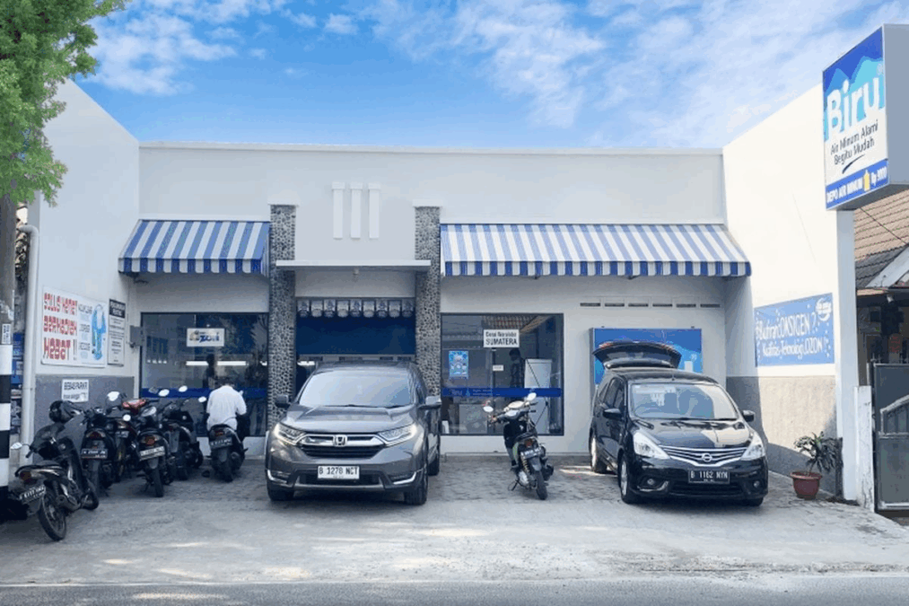 Outlet Mitra Franchise Air Biru