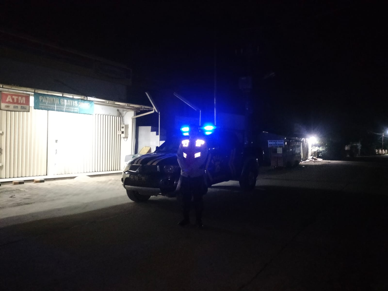 Patroli Polsek Cimarga Cegah C3 di Gerai Indomaret Lebak