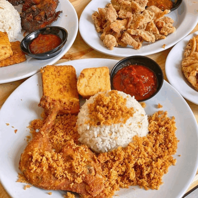 Menu Andalan Franchise Ayam Gedebuk