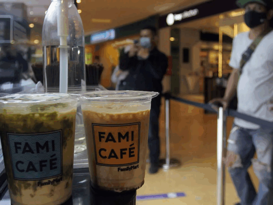 Menu Andalan Franchise Famicafe