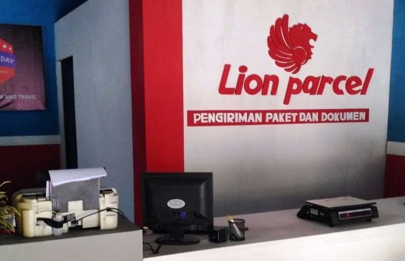 Outlet Franchise Lion Parcel